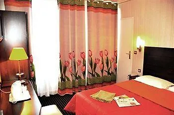 Hotel Istria By Magna Arbor Paris